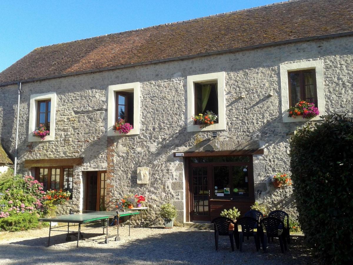 La Ferme Des Tertres Bed and Breakfast La Chapelle-pres-Sees Eksteriør billede